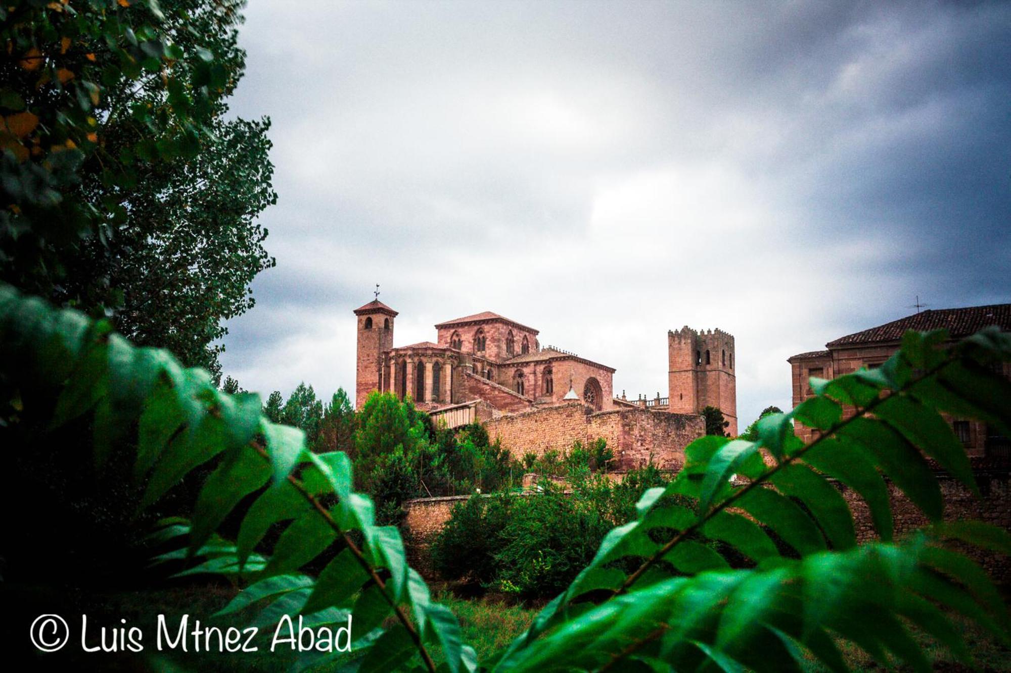 Abad Casa Siguenza 250M2 Vivienda Y Exteriorヴィラ エクステリア 写真